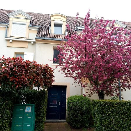 Location Chambre Double Dans Appartement - Cergy Buitenkant foto