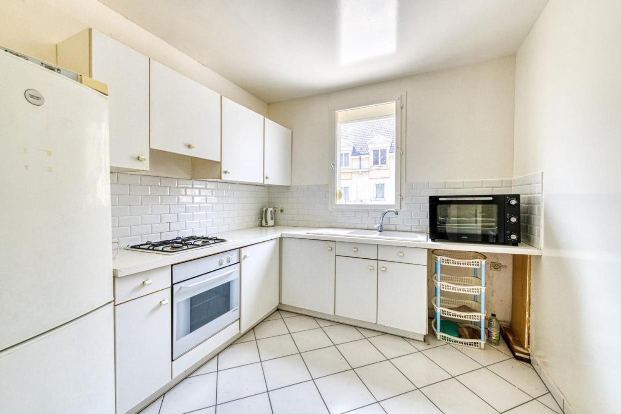 Location Chambre Double Dans Appartement - Cergy Buitenkant foto